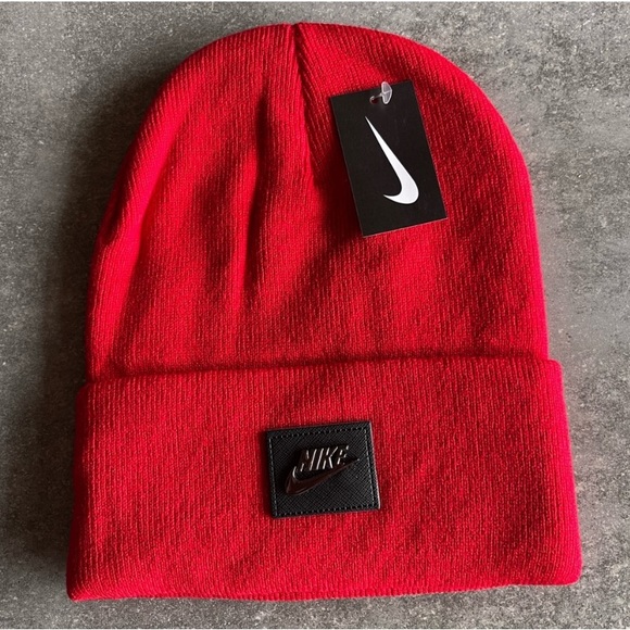 New Nike beanie - Picture 1 of 1